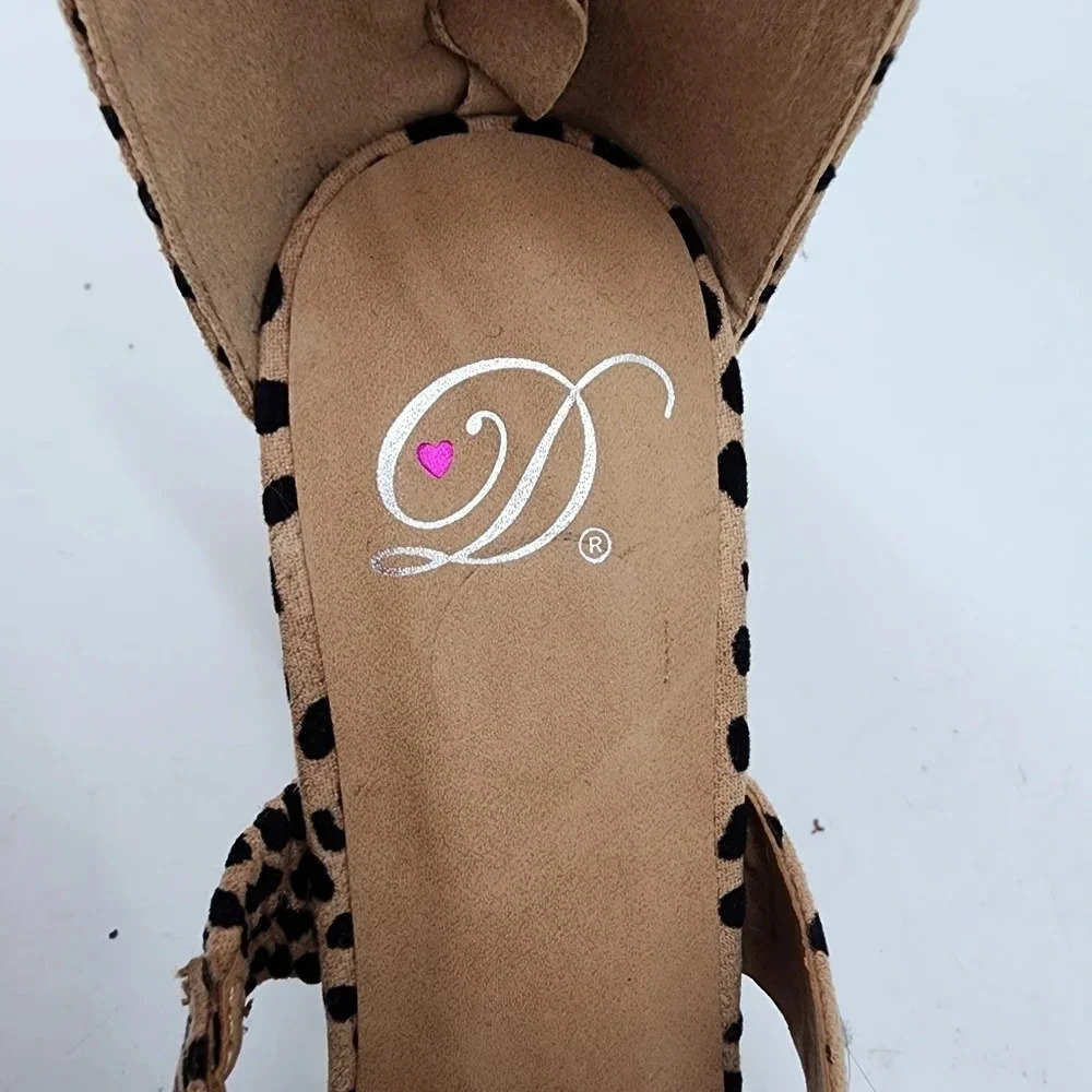 New D Women's Brooke Sandals Ankle Strap Beige Black Dot Heel Sz 7 - Picture 7 of 8